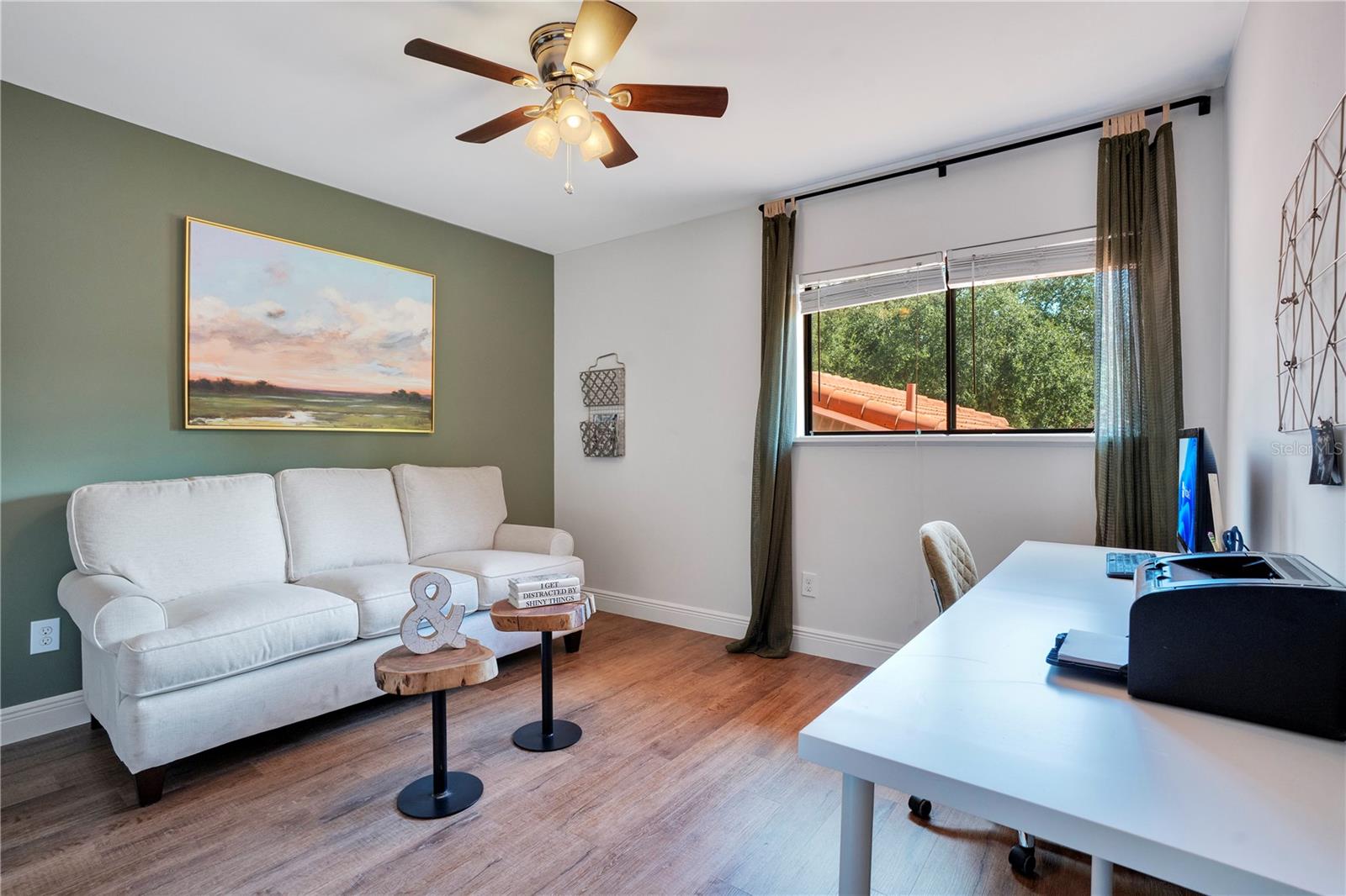 SANDPOINTE TWNHS SEC 04 - Residential