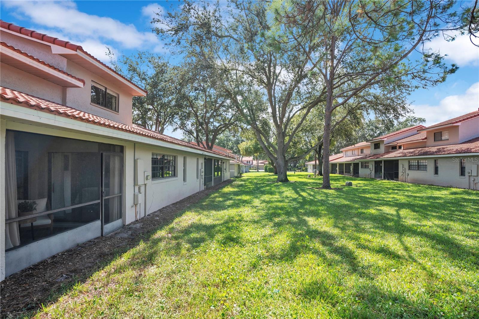 SANDPOINTE TWNHS SEC 04 - Residential