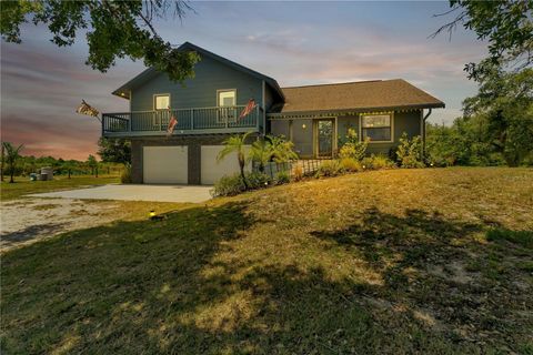 A home in PUNTA GORDA