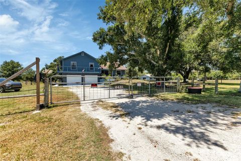 A home in PUNTA GORDA