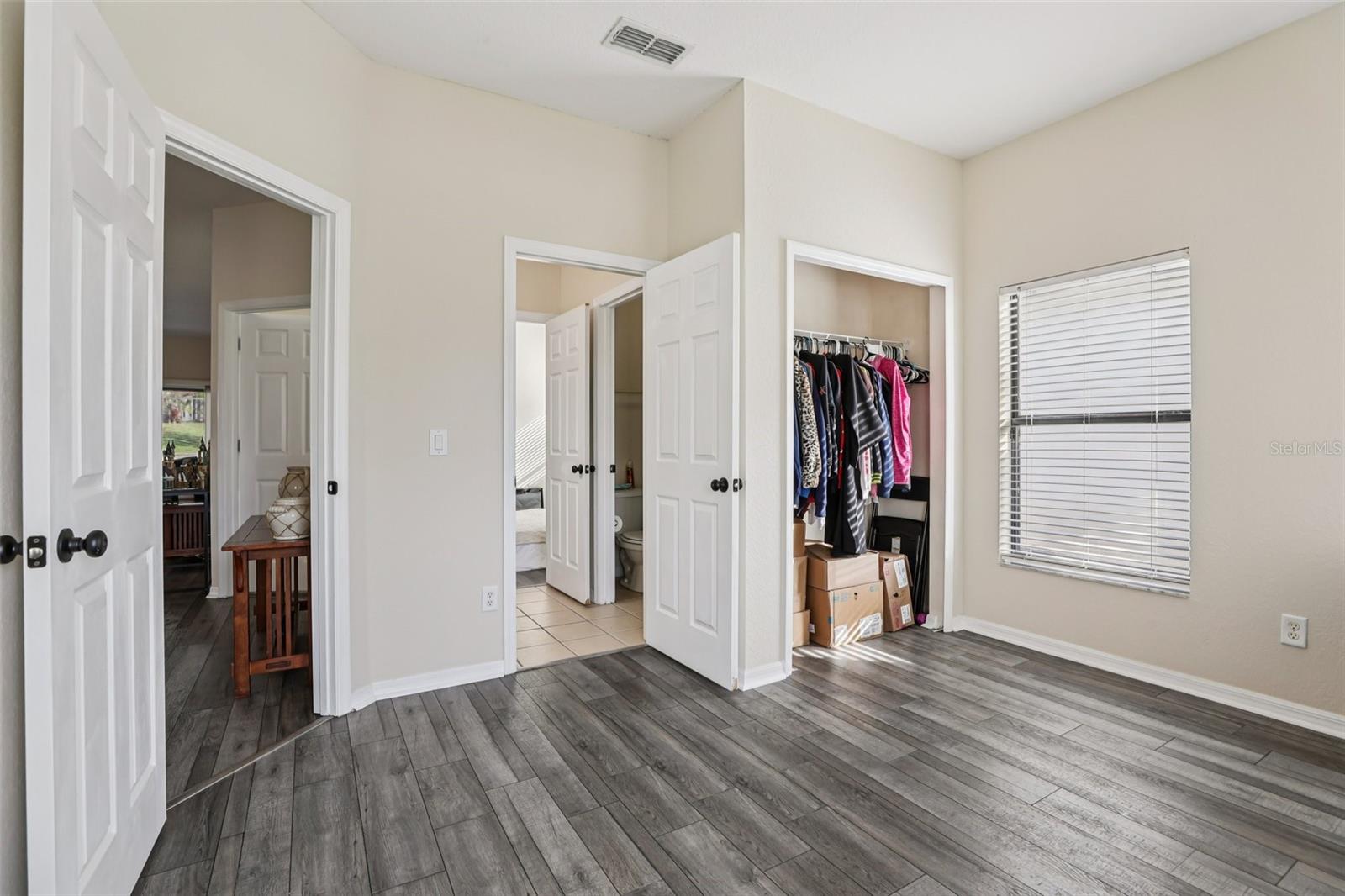 HIGH GROVE UNIT 1 - Residential