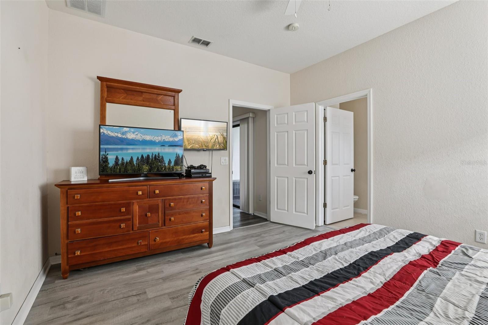 HIGH GROVE UNIT 1 - Residential