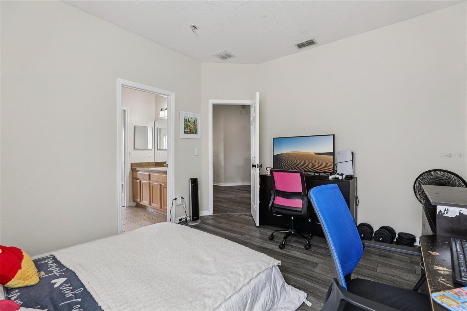 HIGH GROVE UNIT 1 - Residential