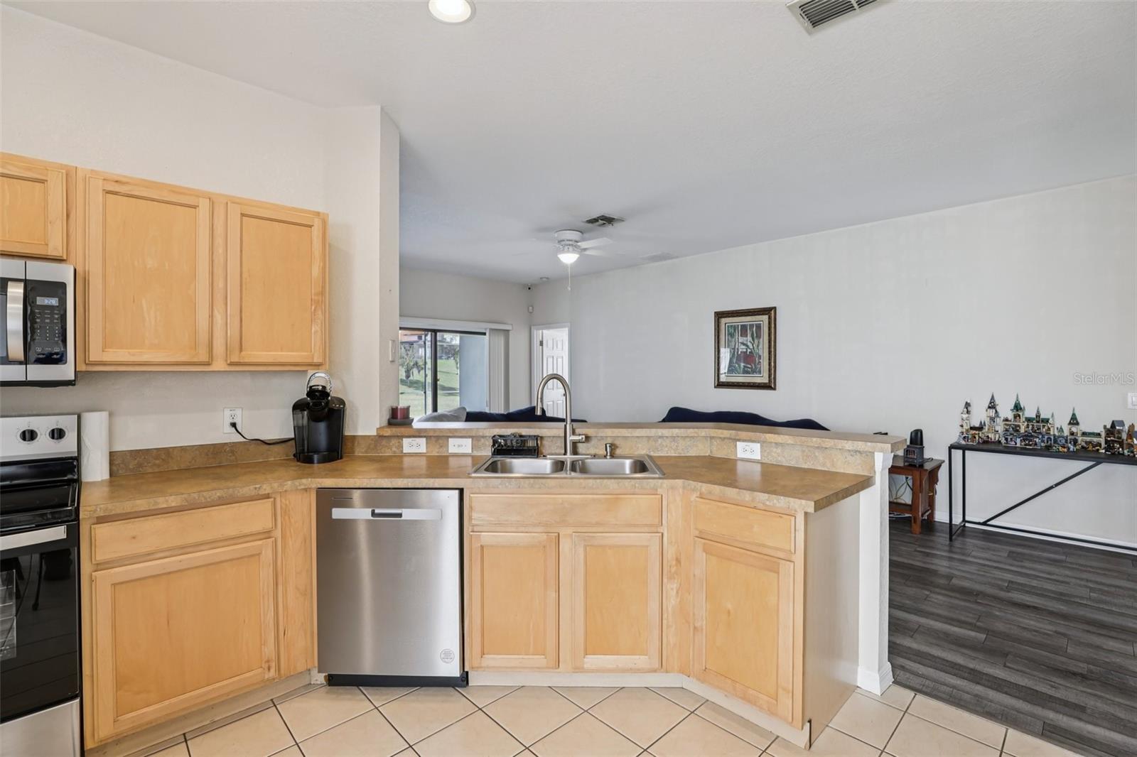 HIGH GROVE UNIT 1 - Residential