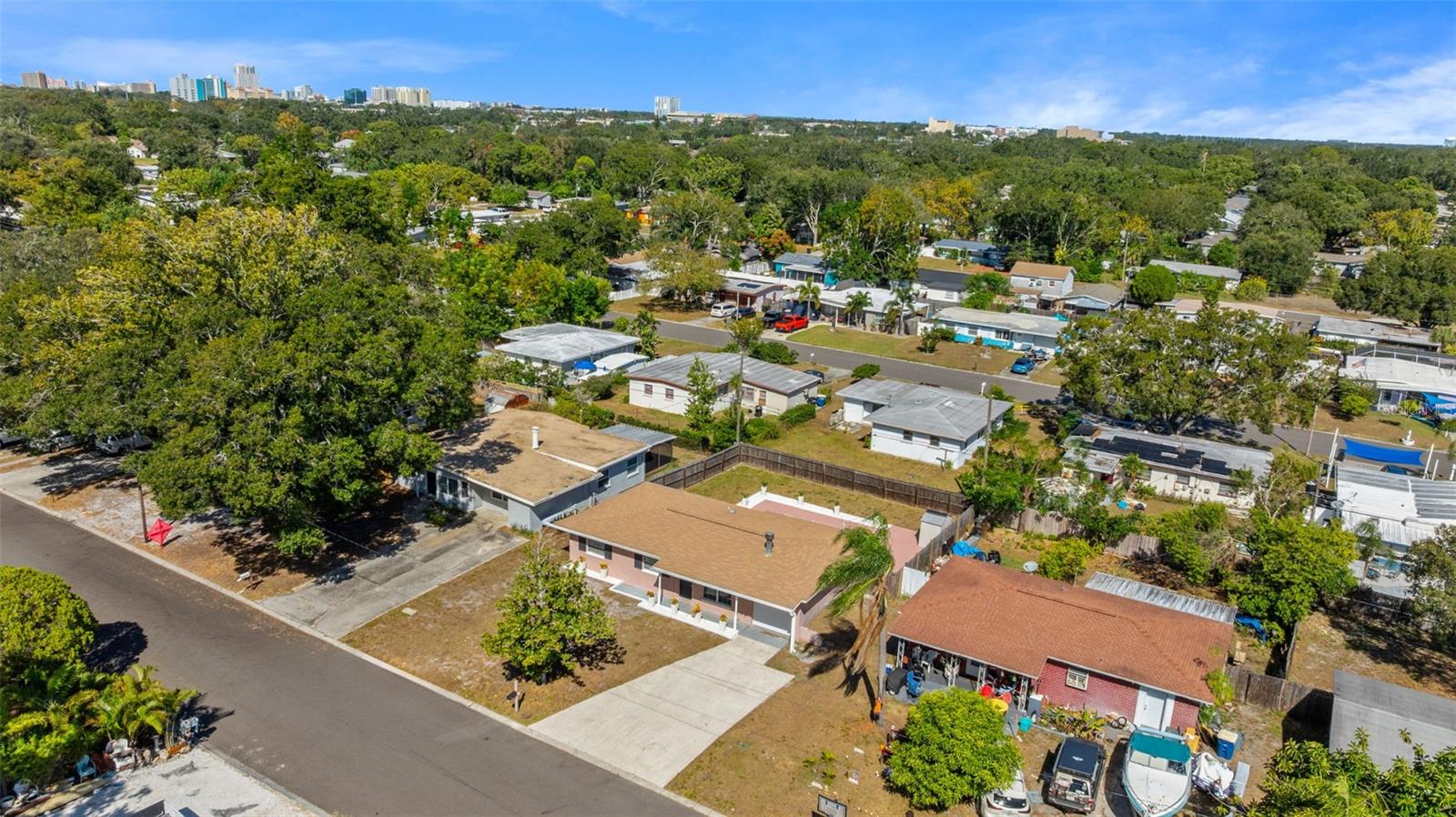 LAKEVIEW ESTATES 1ST ADD - Residential