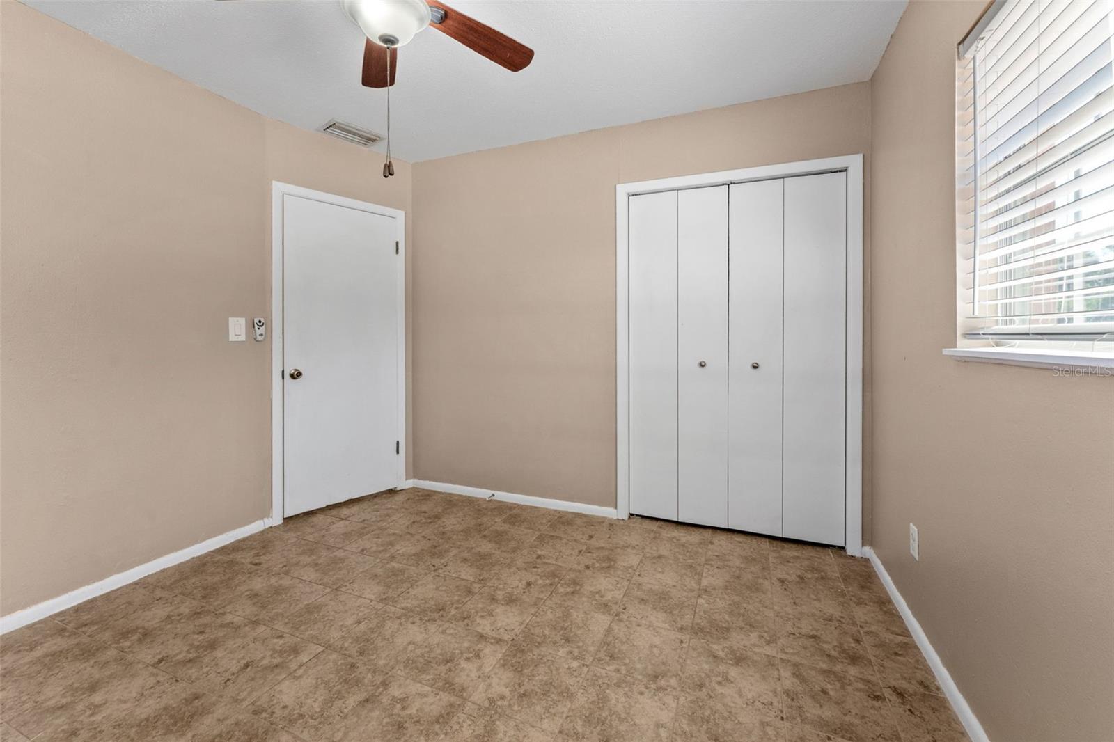 LAKEVIEW ESTATES 1ST ADD - Residential