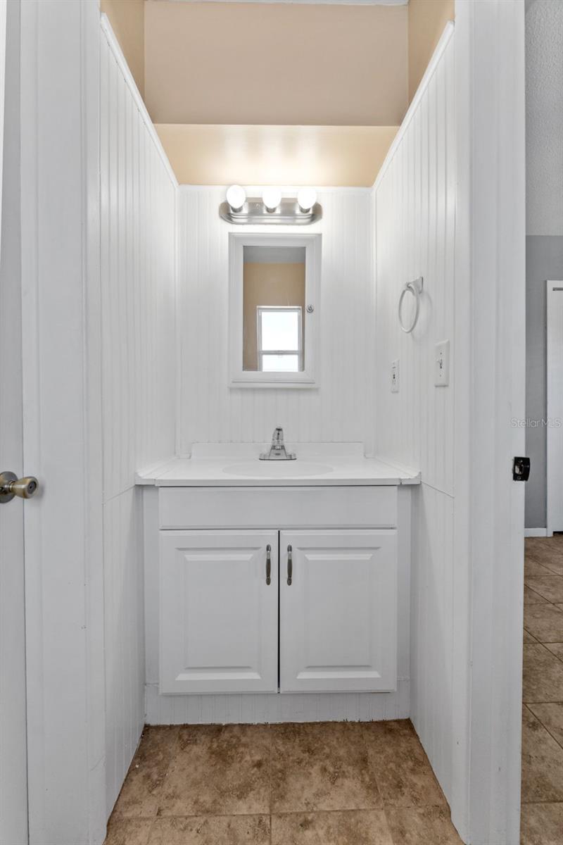 LAKEVIEW ESTATES 1ST ADD - Residential