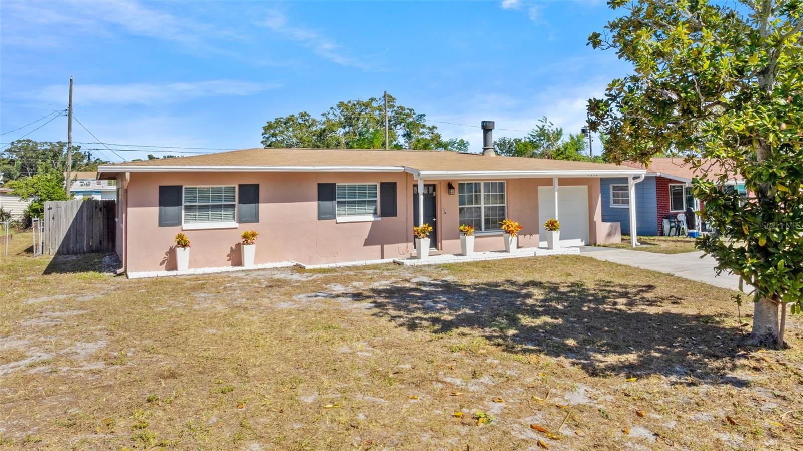 LAKEVIEW ESTATES 1ST ADD - Residential