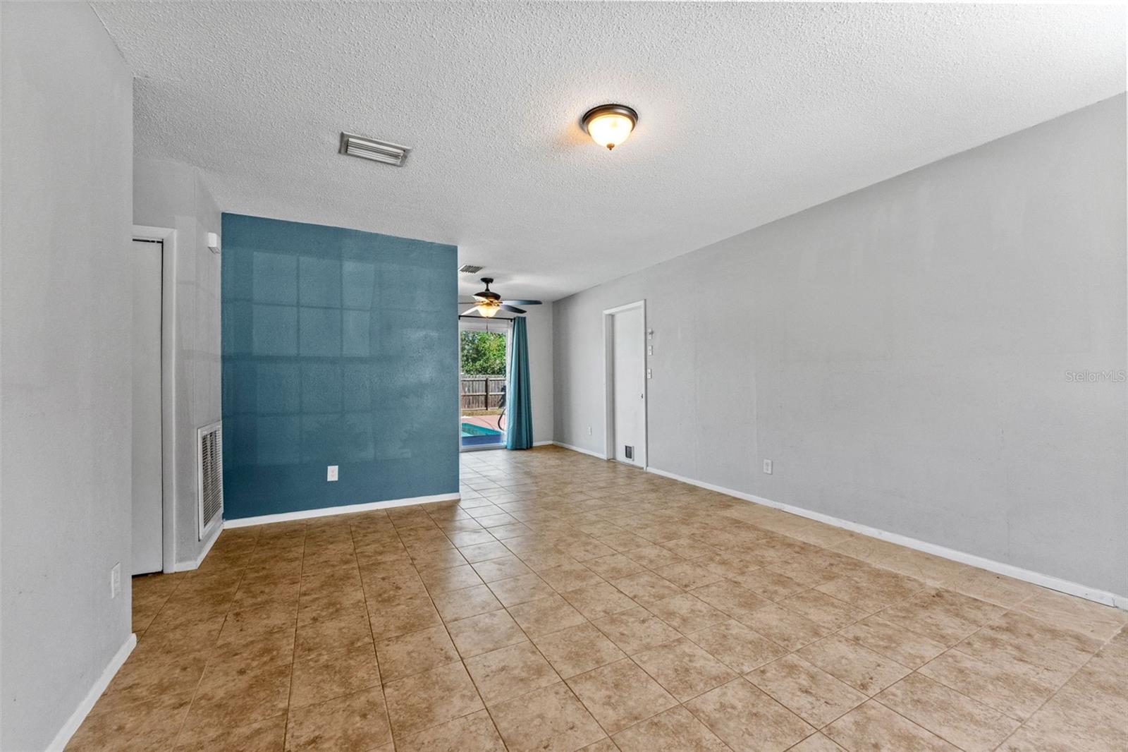 LAKEVIEW ESTATES 1ST ADD - Residential