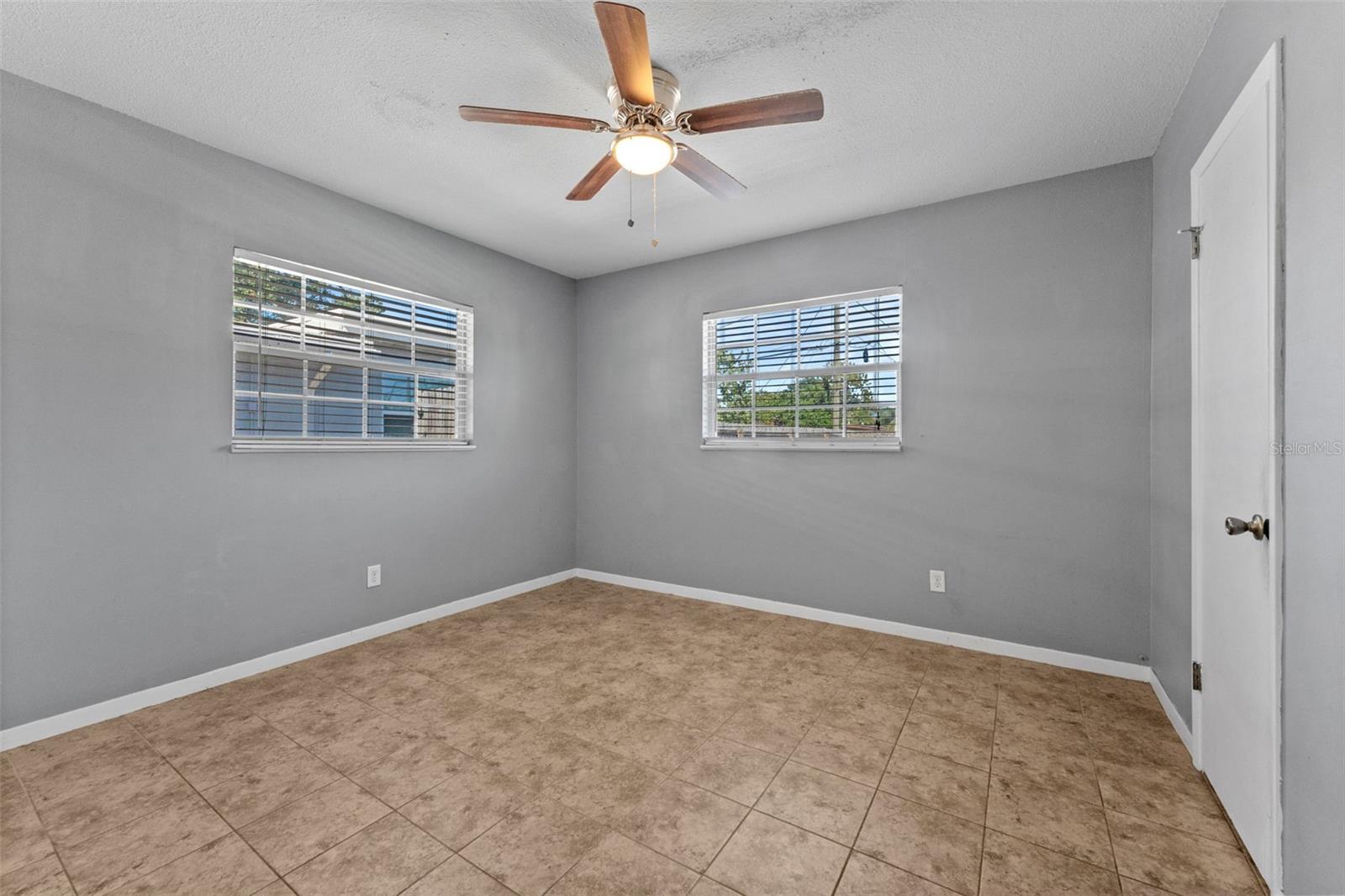 LAKEVIEW ESTATES 1ST ADD - Residential