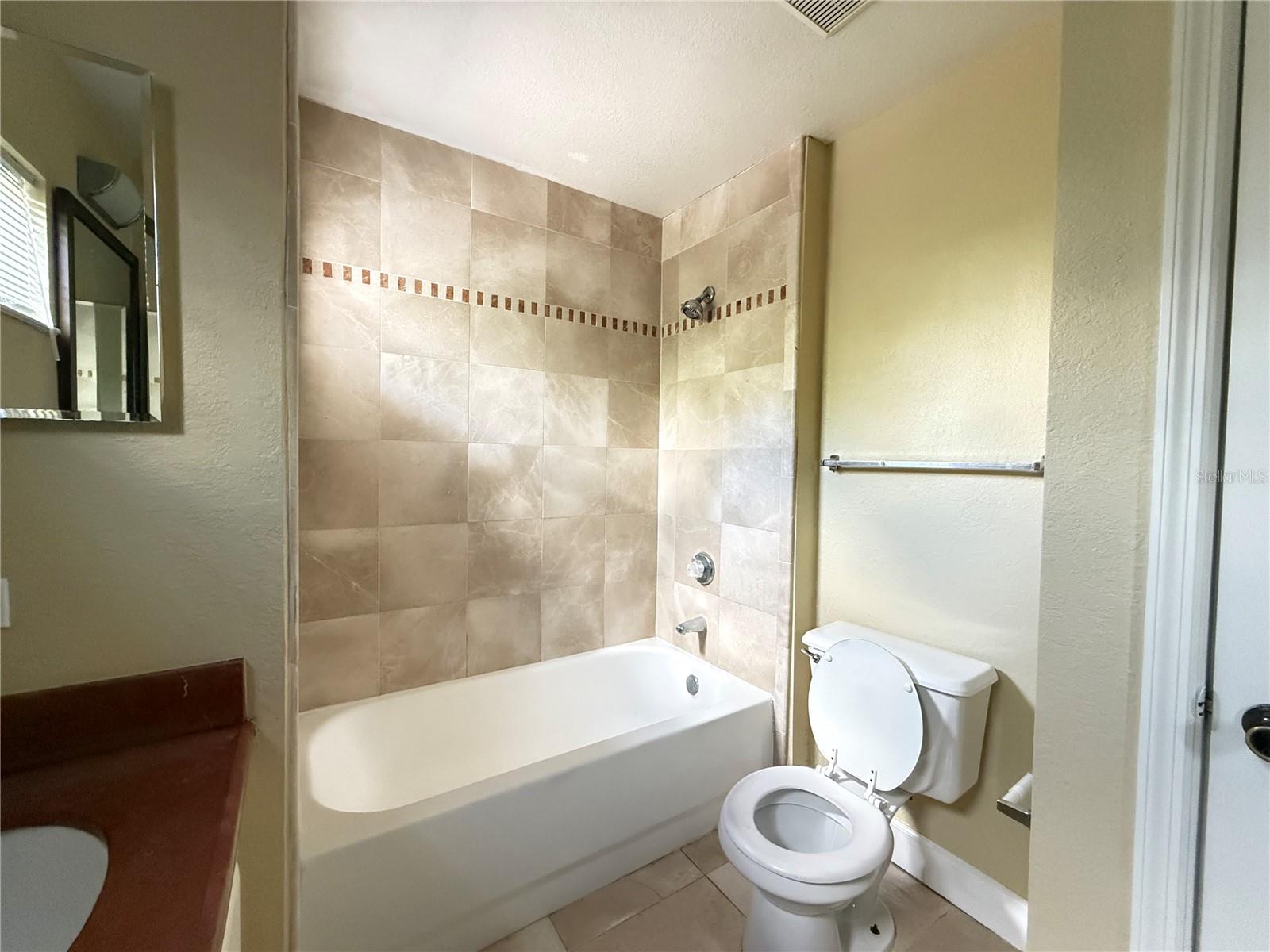 THE FALLS AT NEW TAMPA A CONDO - Residential Lease