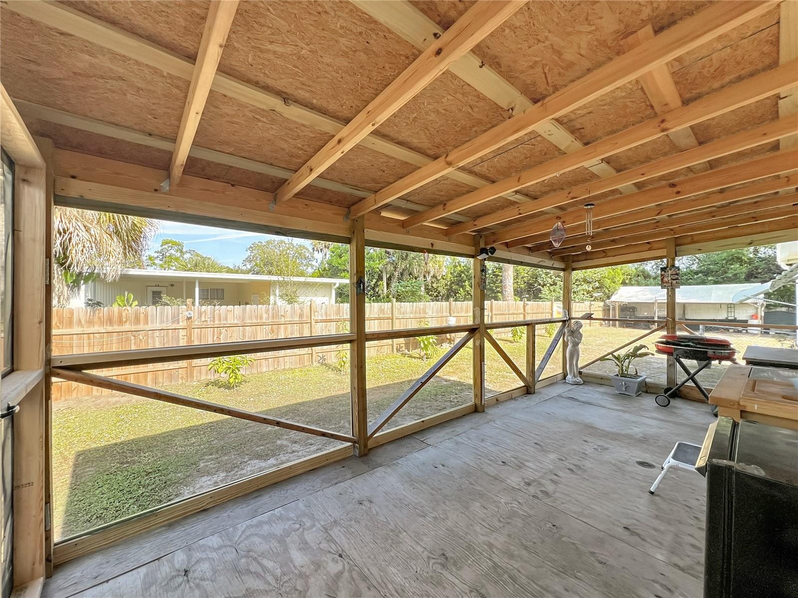 PAULANA EAST - Residential