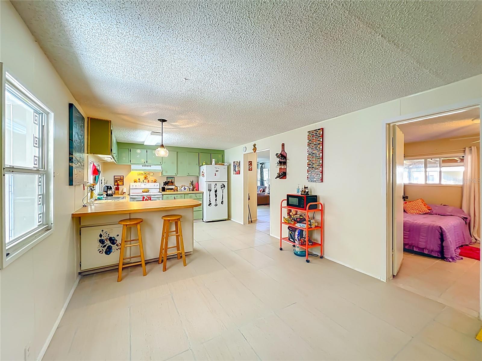 PAULANA EAST - Residential