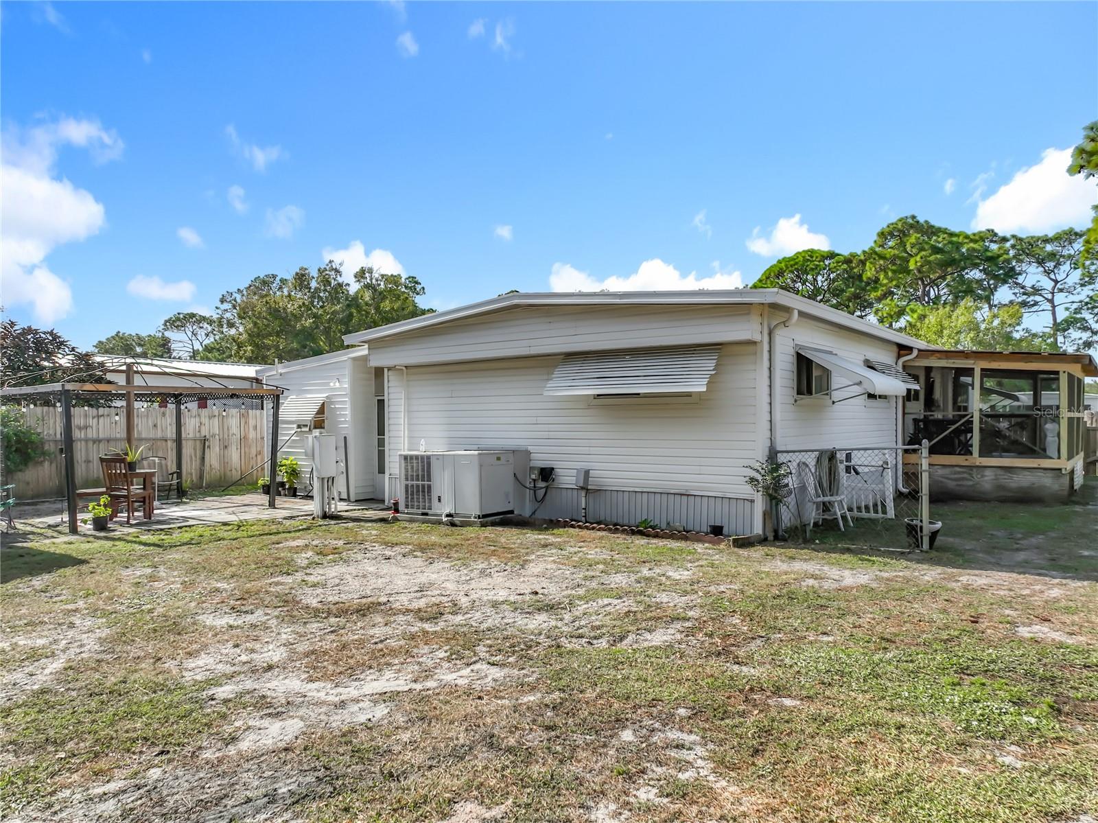 PAULANA EAST - Residential