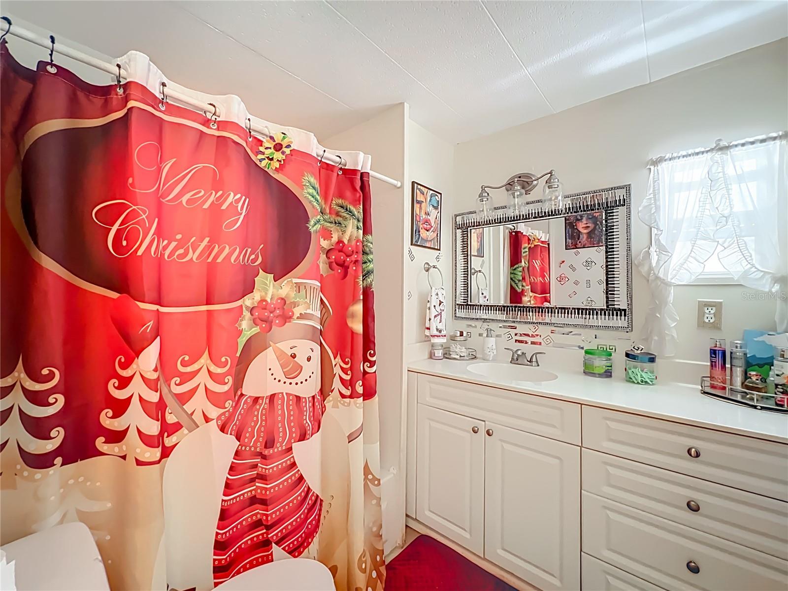 PAULANA EAST - Residential