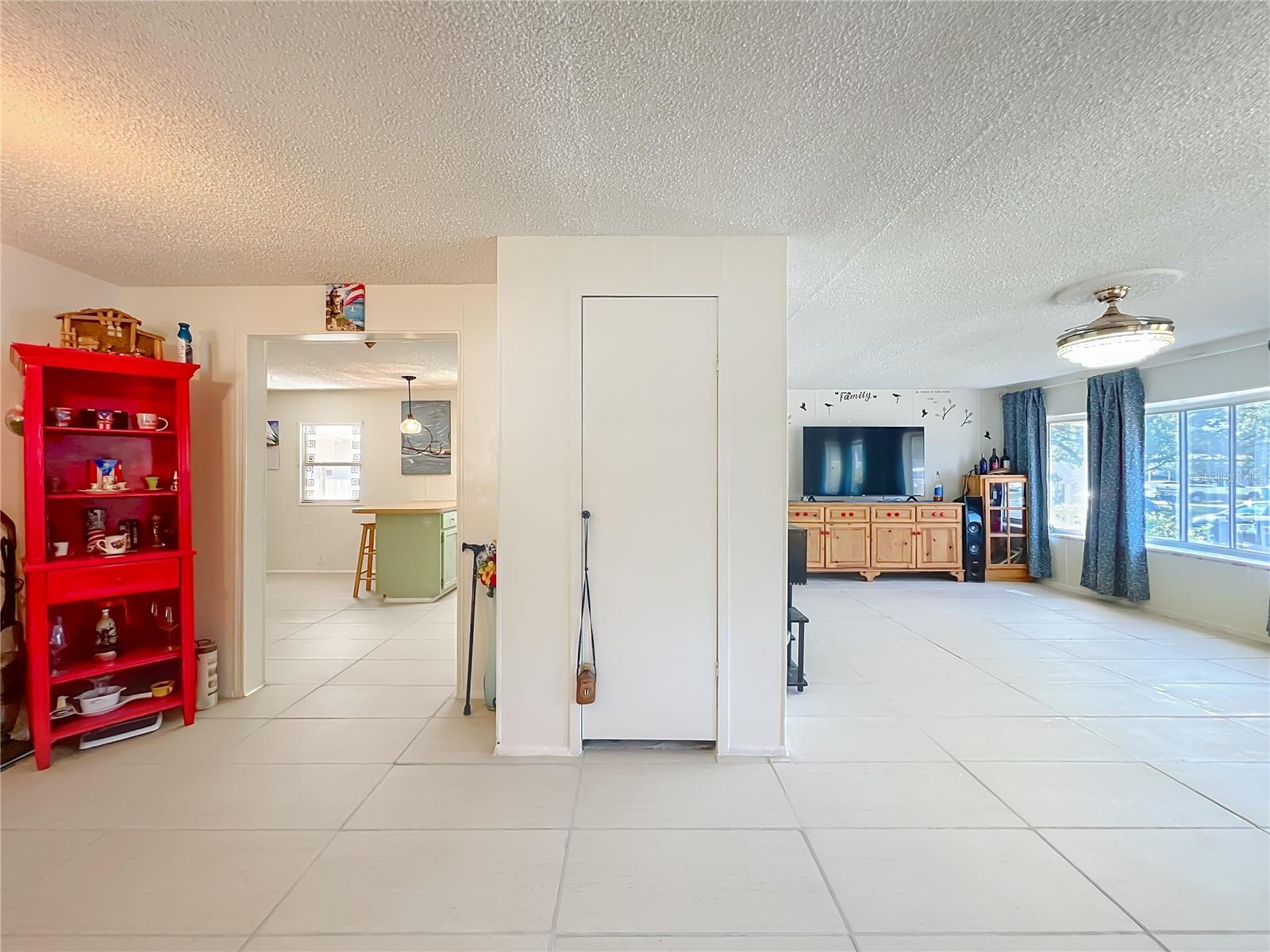 PAULANA EAST - Residential