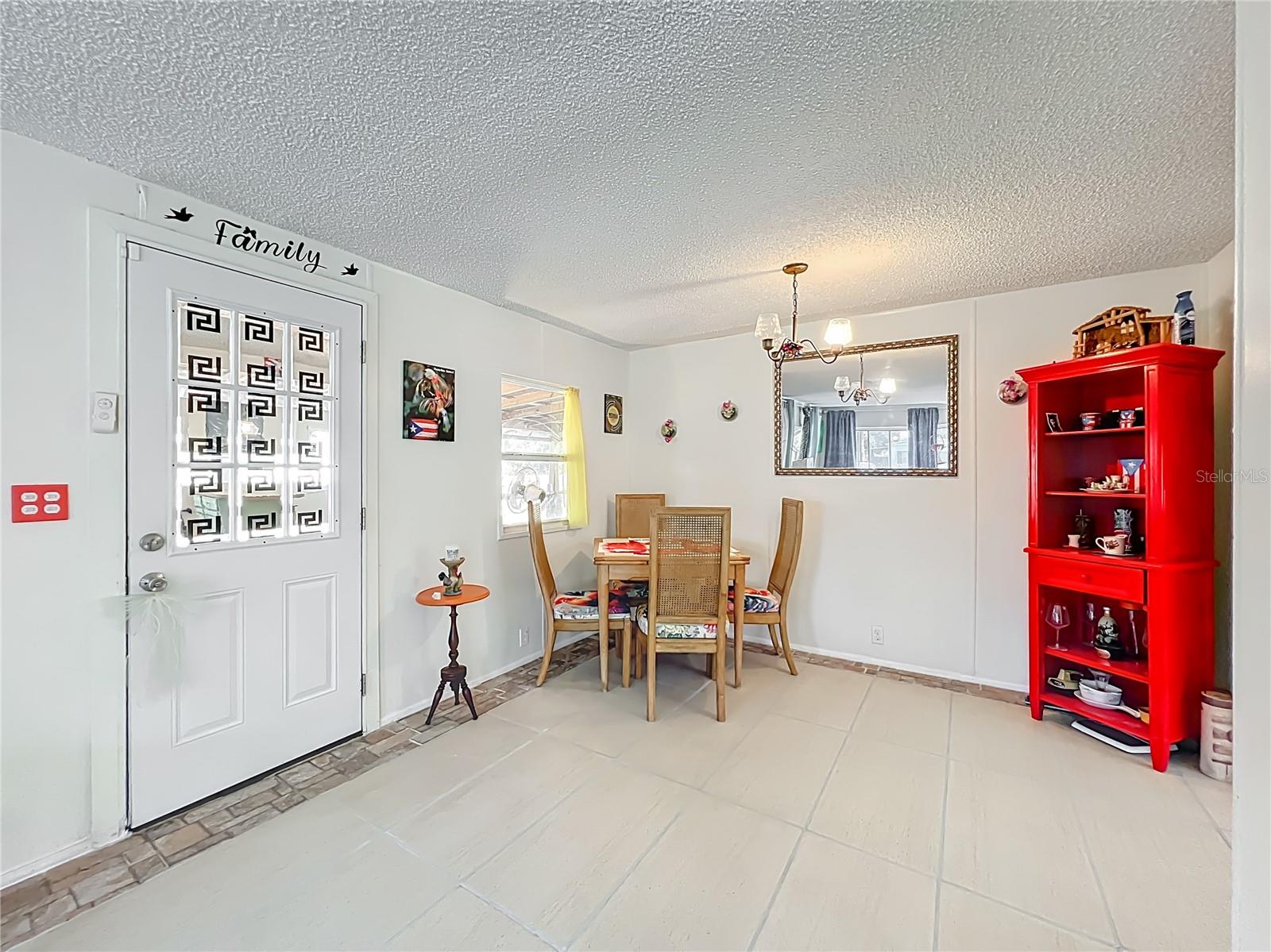 PAULANA EAST - Residential