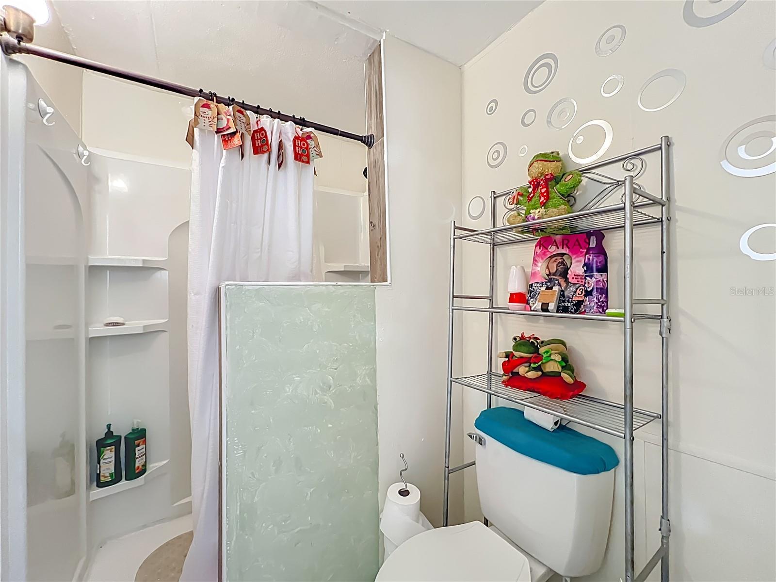 PAULANA EAST - Residential