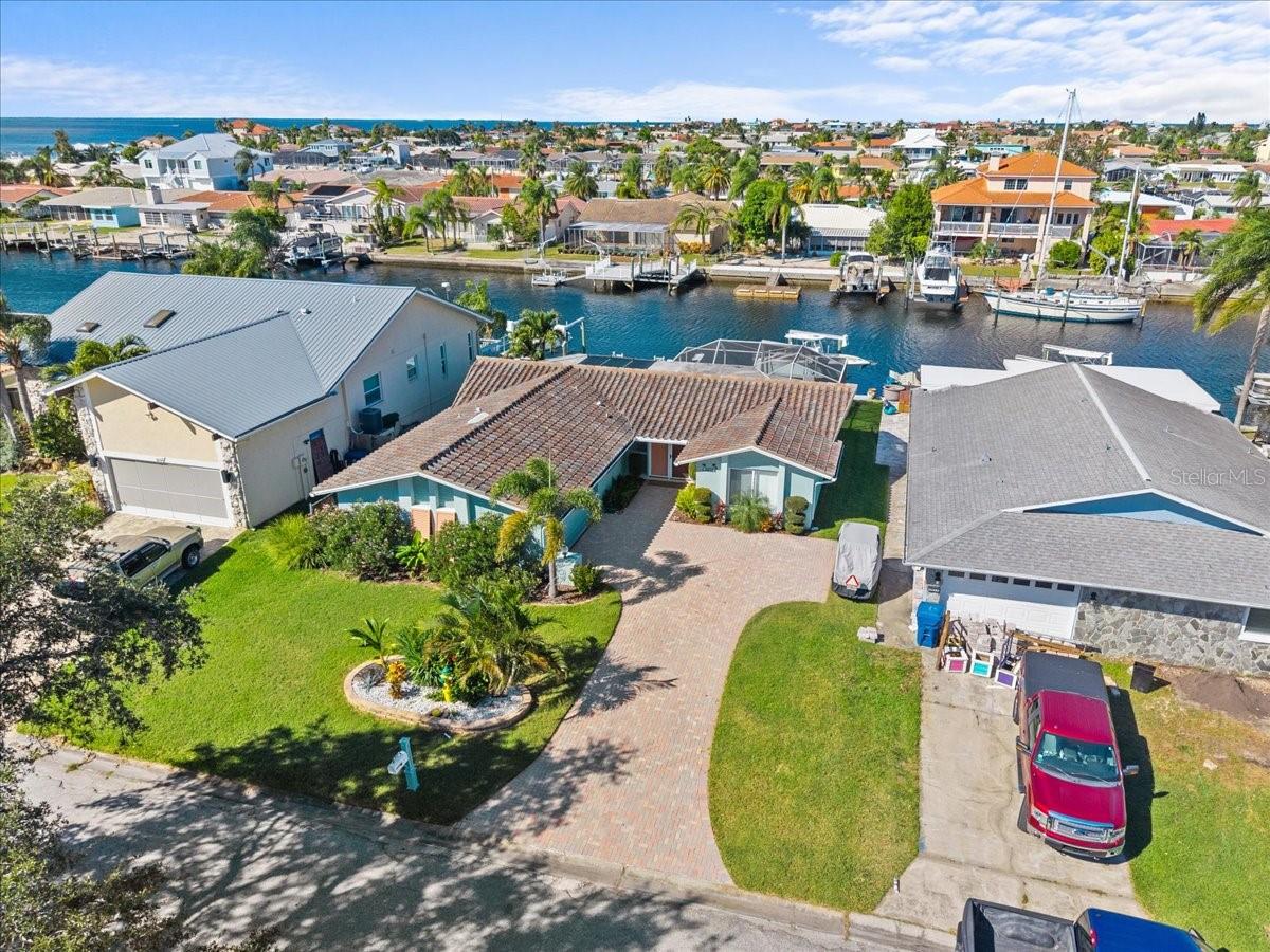 FLOR A MAR - Residential