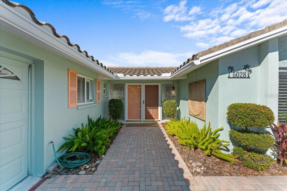 FLOR A MAR - Residential