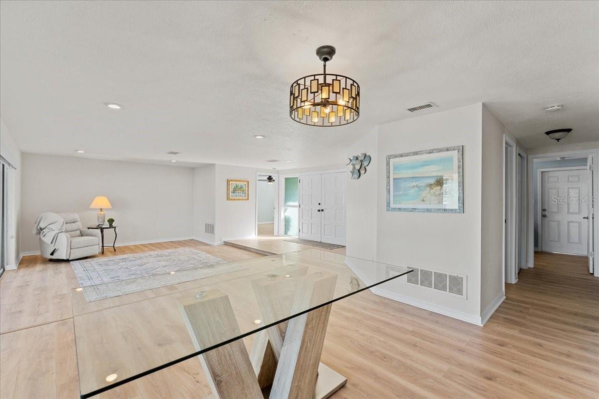 FLOR A MAR - Residential