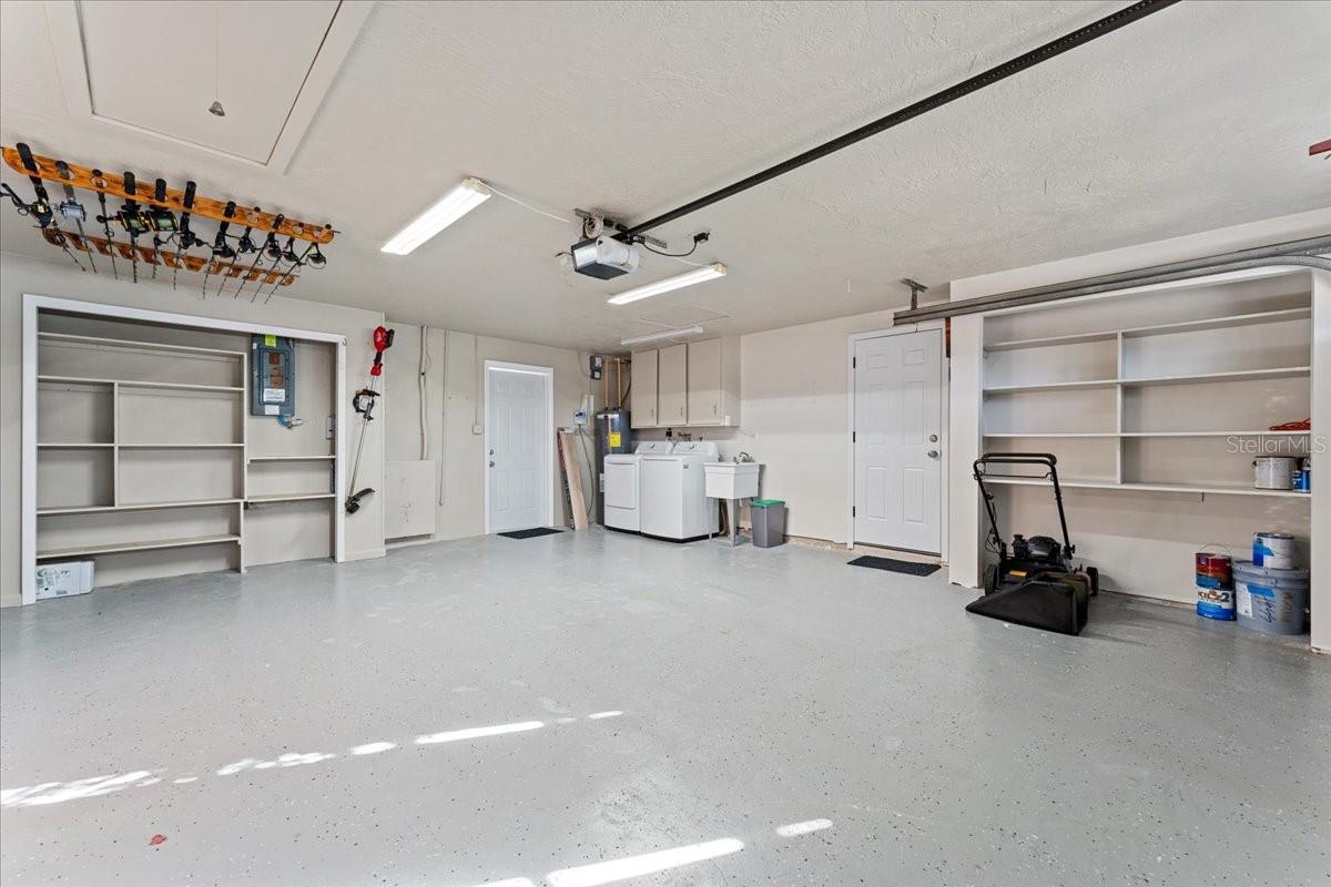 FLOR A MAR - Residential