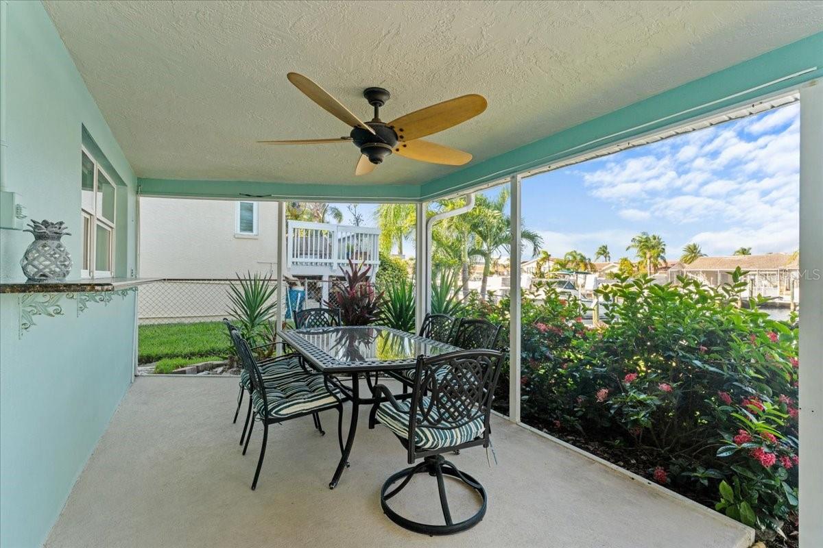 FLOR A MAR - Residential