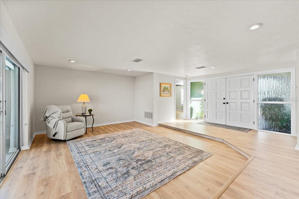 FLOR A MAR - Residential