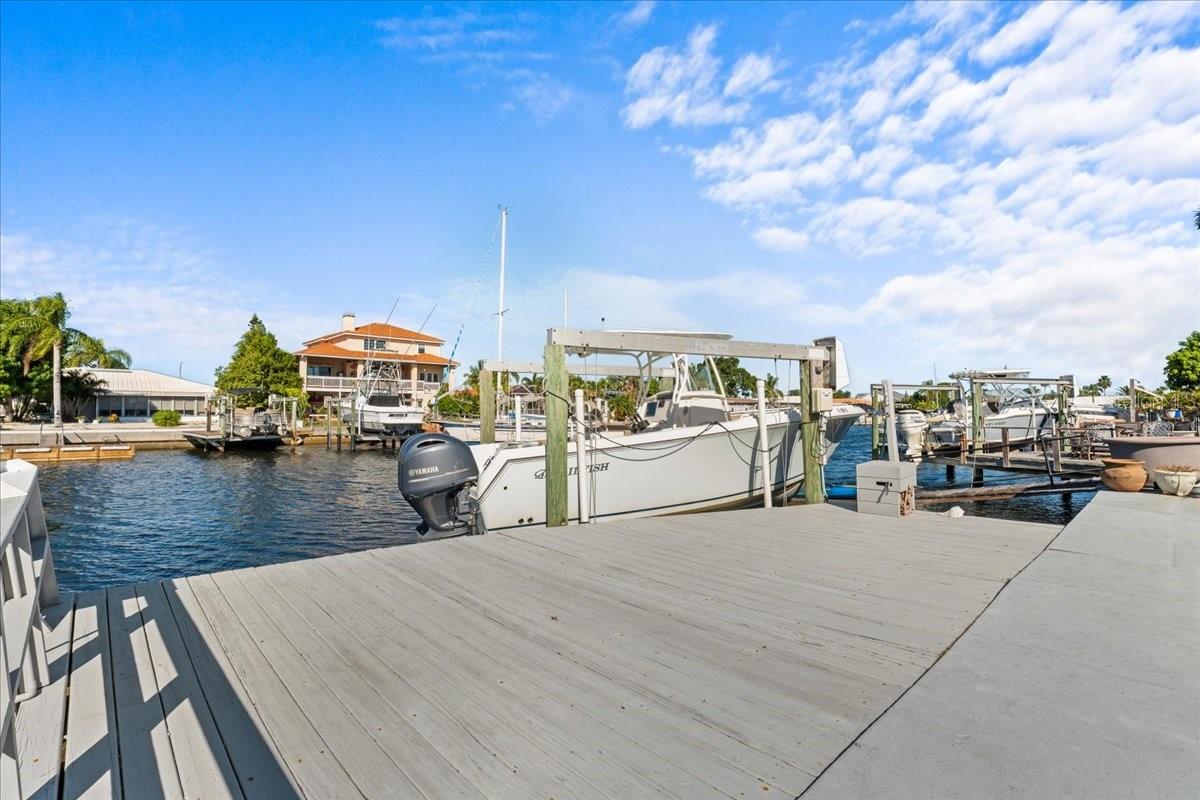 FLOR A MAR - Residential