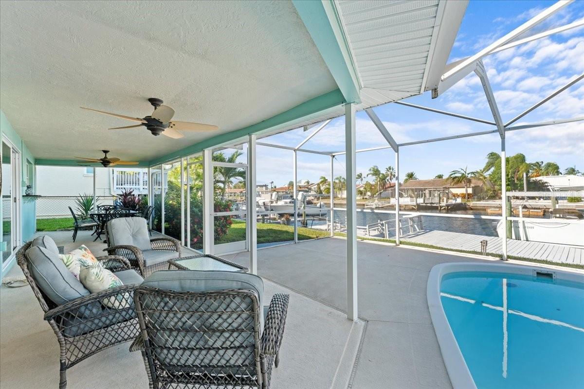 FLOR A MAR - Residential