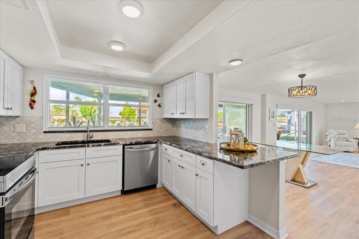 FLOR A MAR - Residential