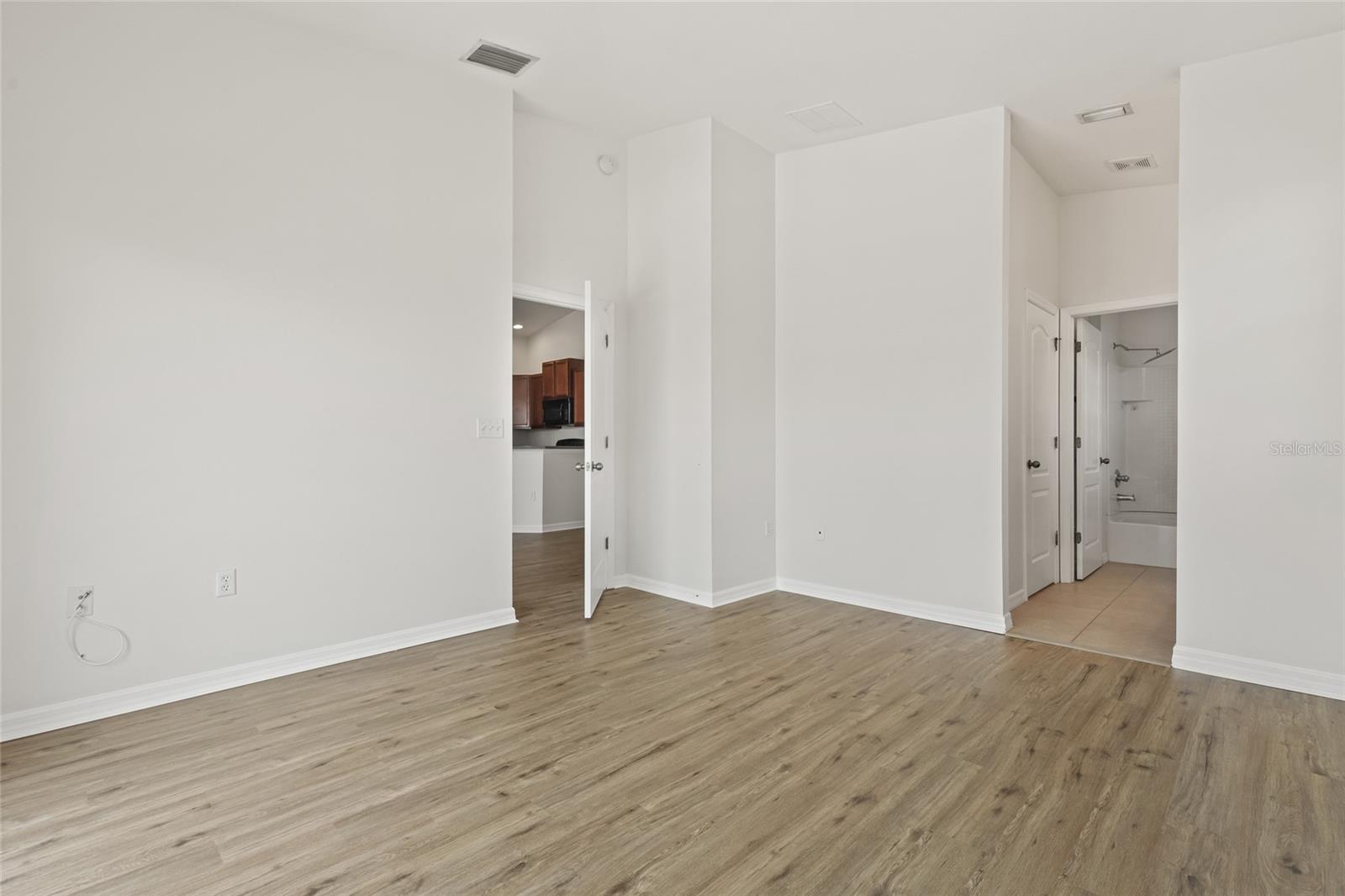 EAGLE PALM THE PRESERVE NORTH - Residential