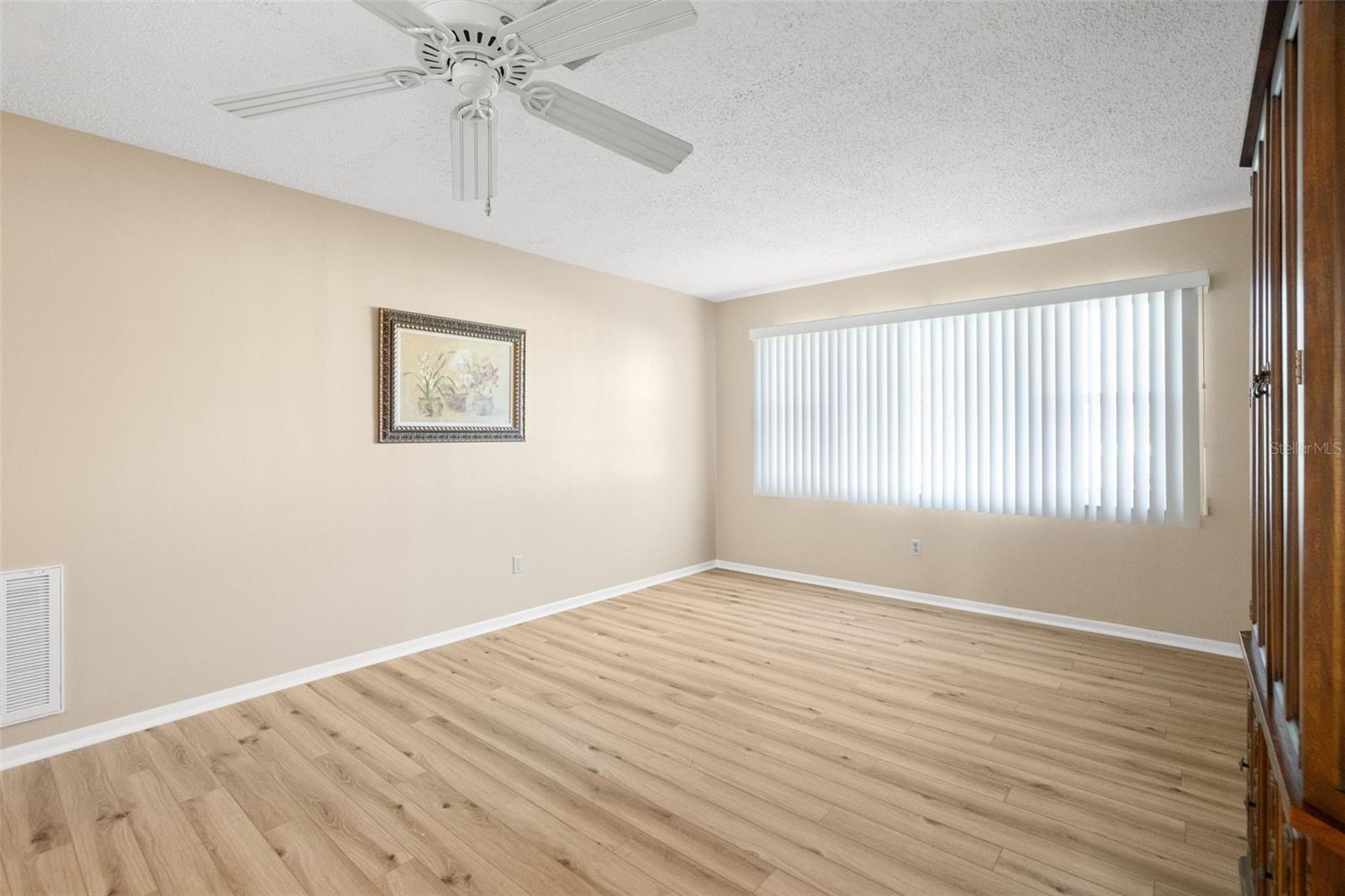 VENDOME VILLAGE - Residential