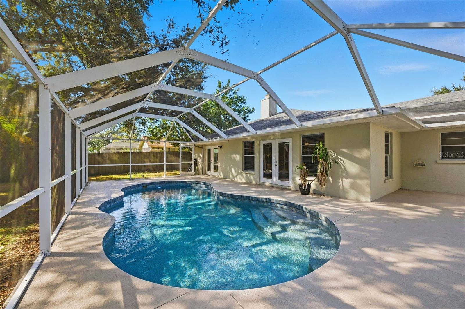 MANATEE OAKS - Residential