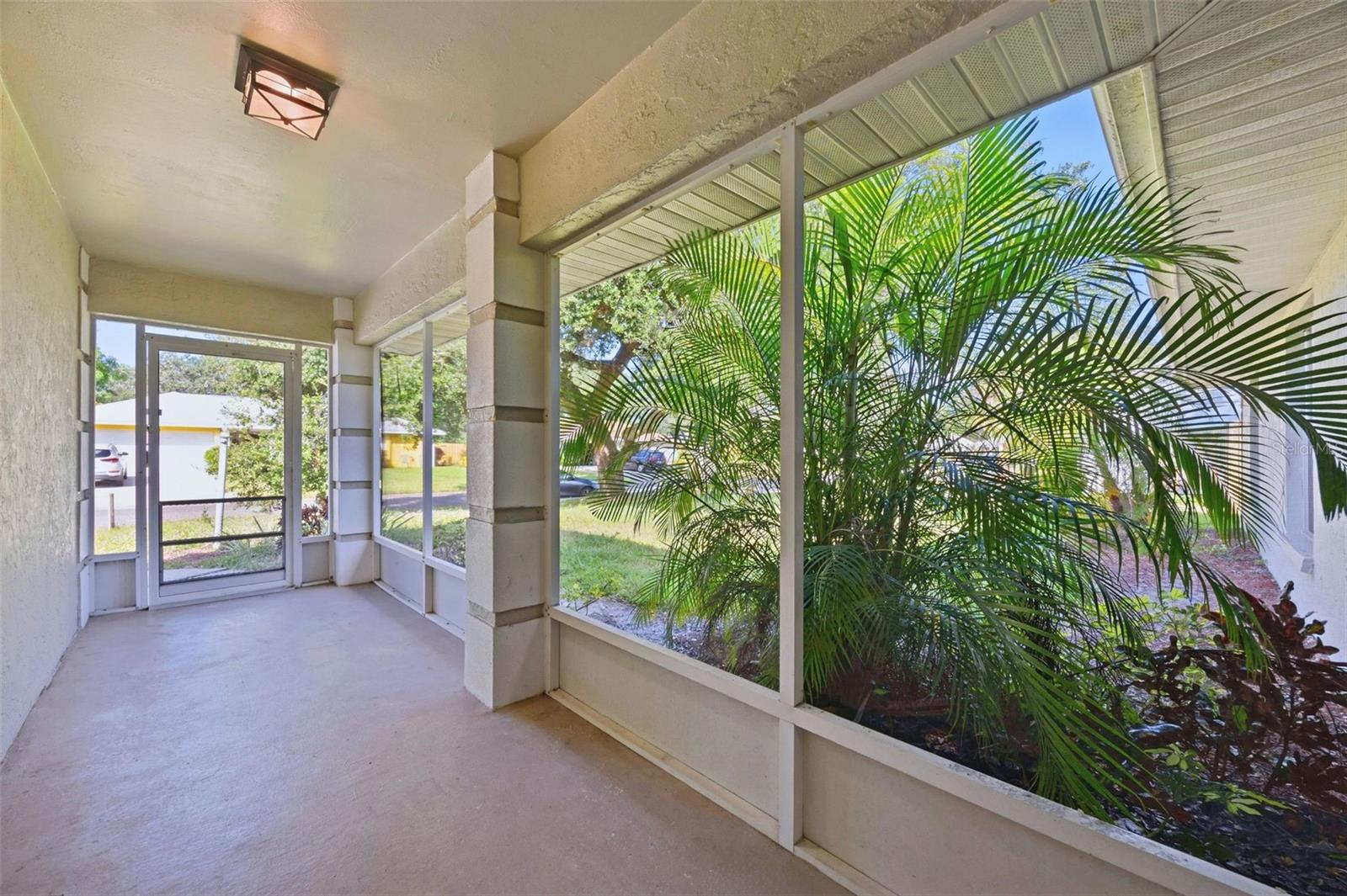 MANATEE OAKS - Residential