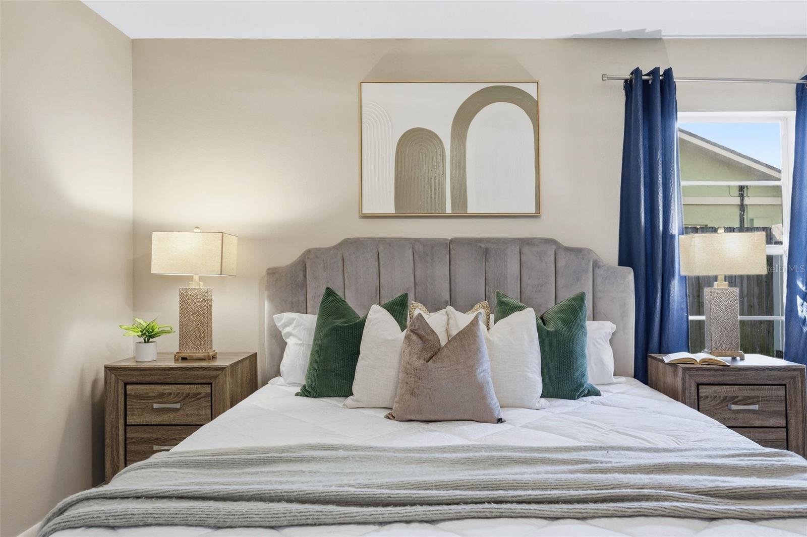 MANATEE OAKS - Residential