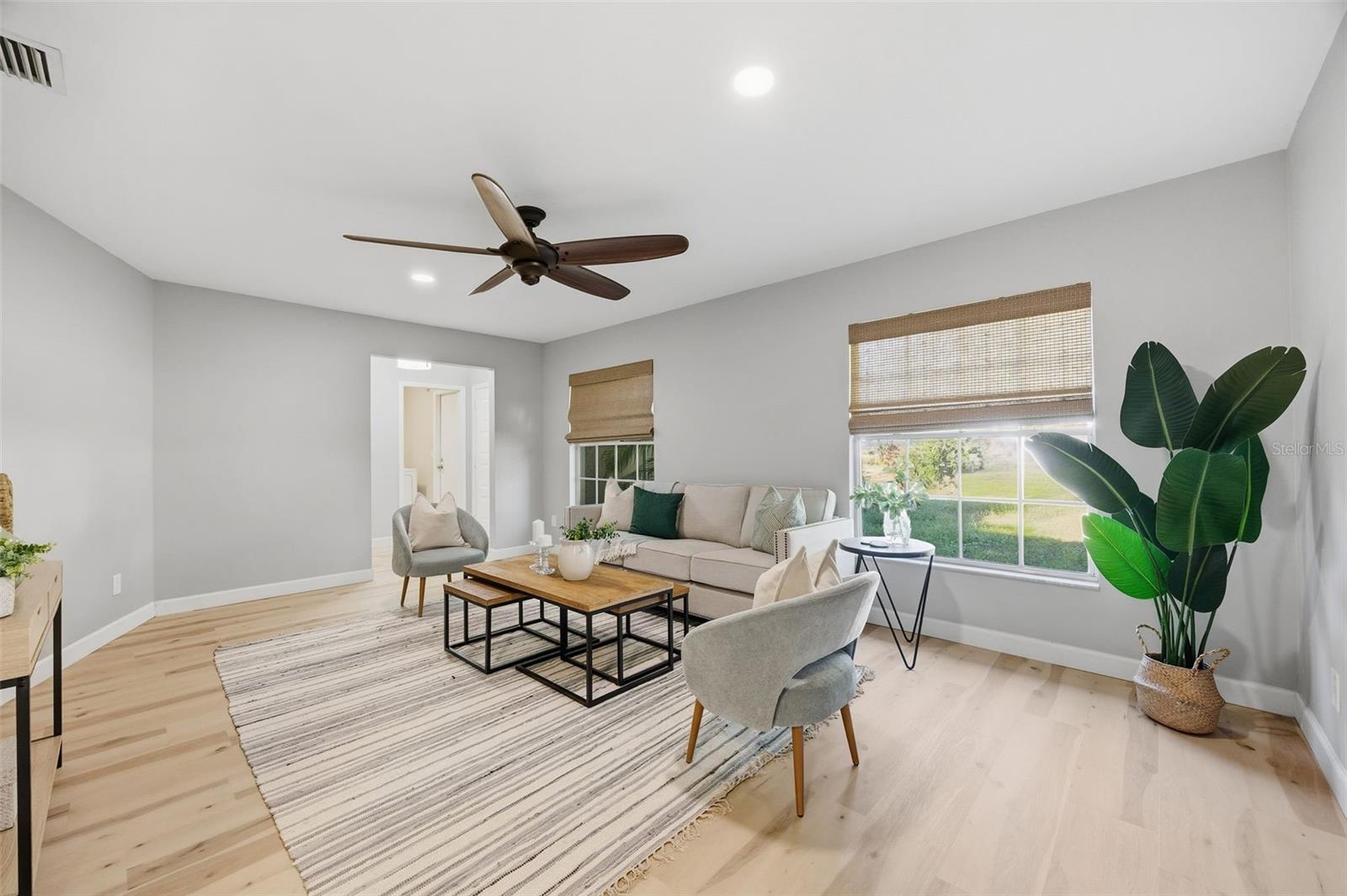 MANATEE OAKS - Residential