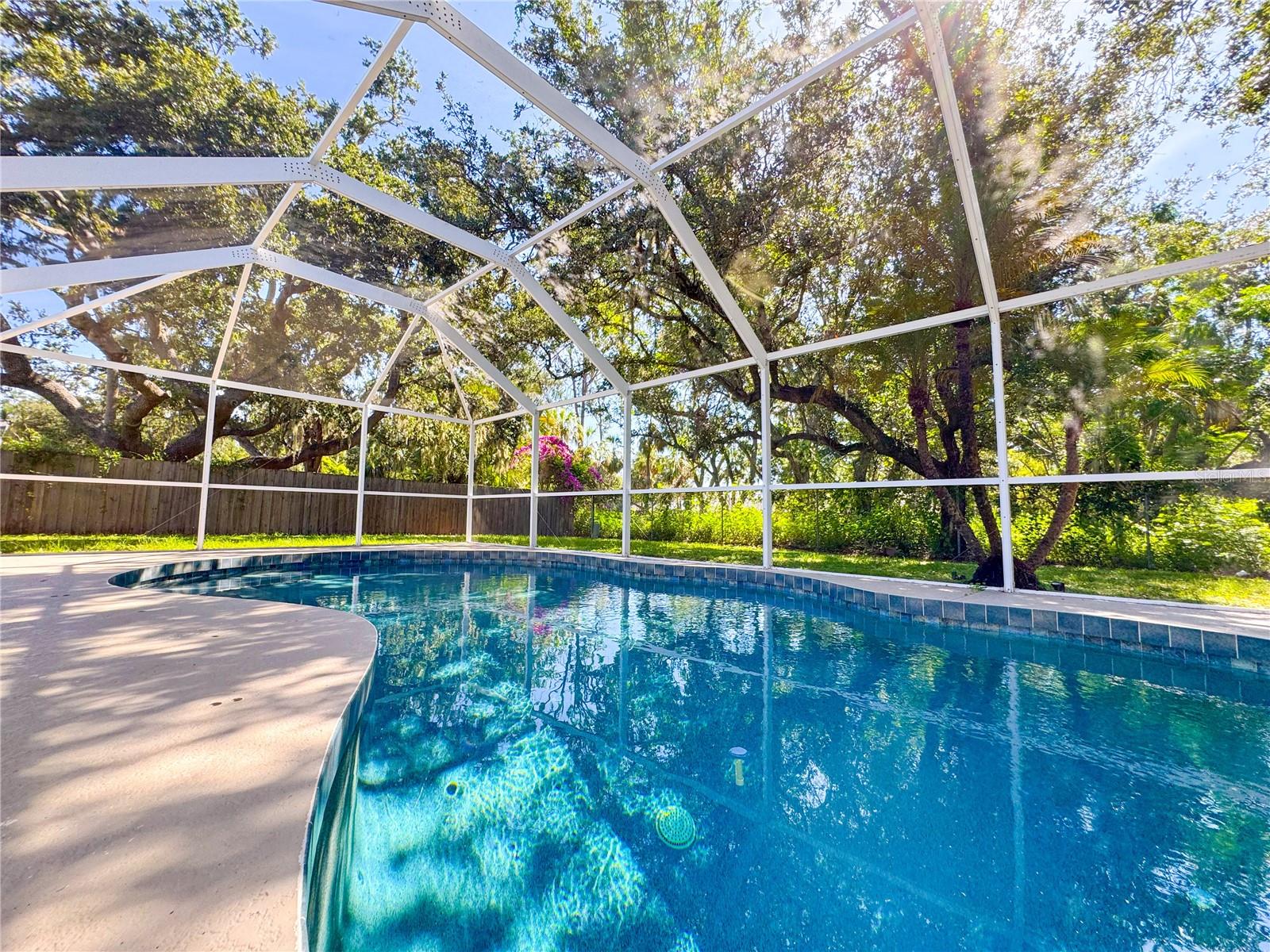 MANATEE OAKS - Residential