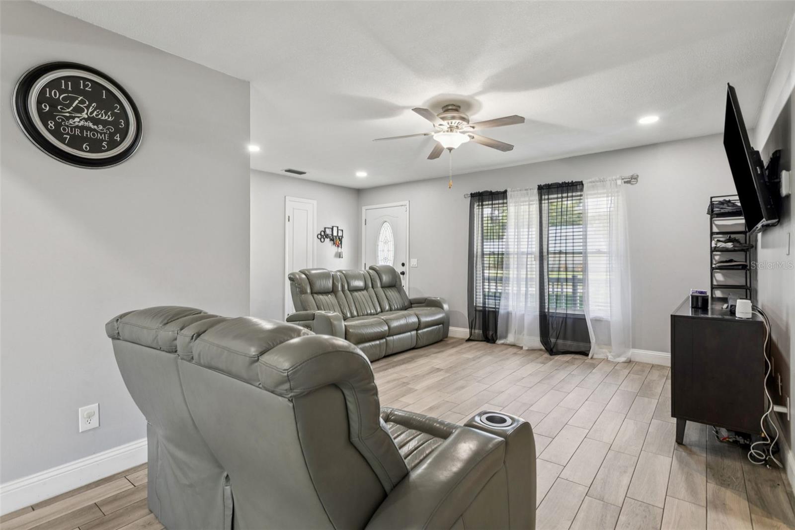 BARRINGTON SUB UNIT A - Residential