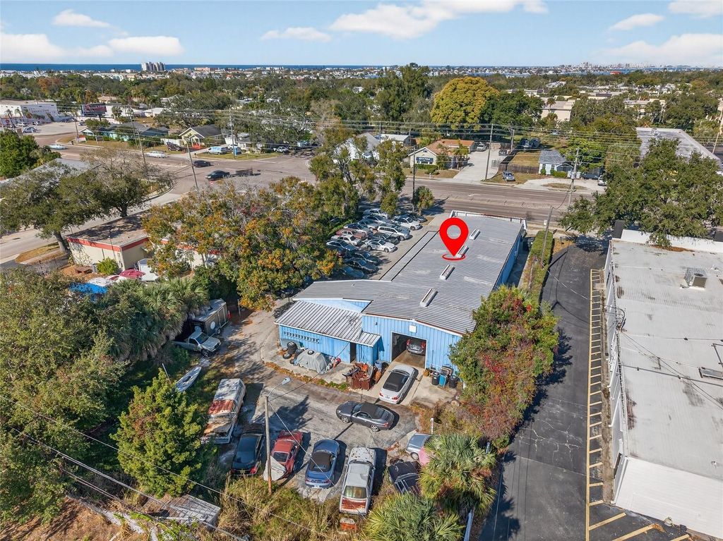 Photo of 14286 Walsingham Rd, Largo, FL 33774 (MLS # TB8458626)