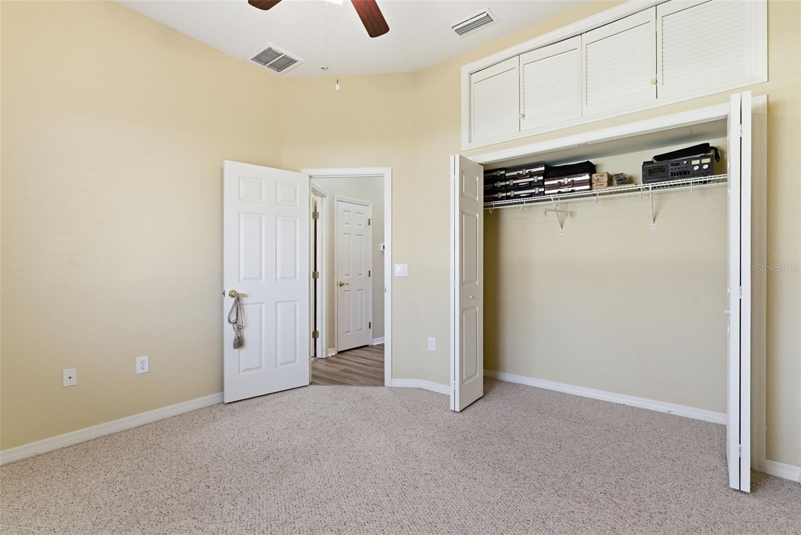 LA PALOMA VILLAGE UNIT 2 PH - Residential