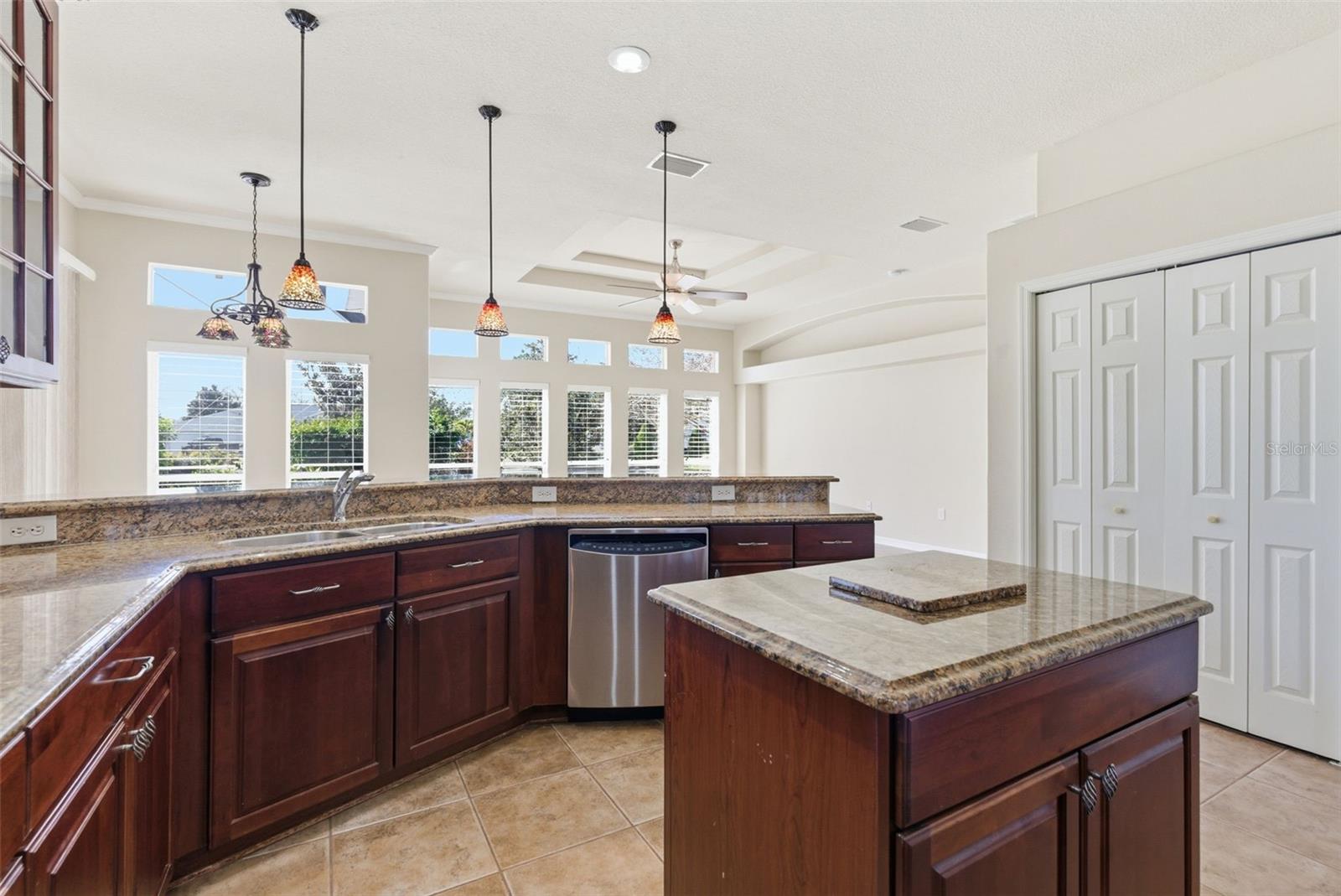 LA PALOMA VILLAGE UNIT 2 PH - Residential