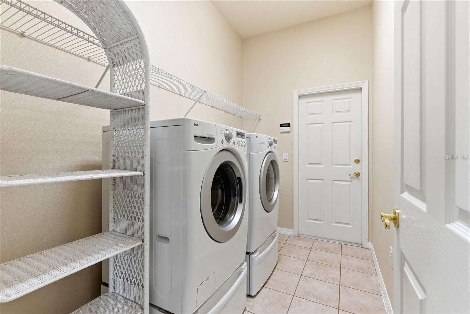 LA PALOMA VILLAGE UNIT 2 PH - Residential