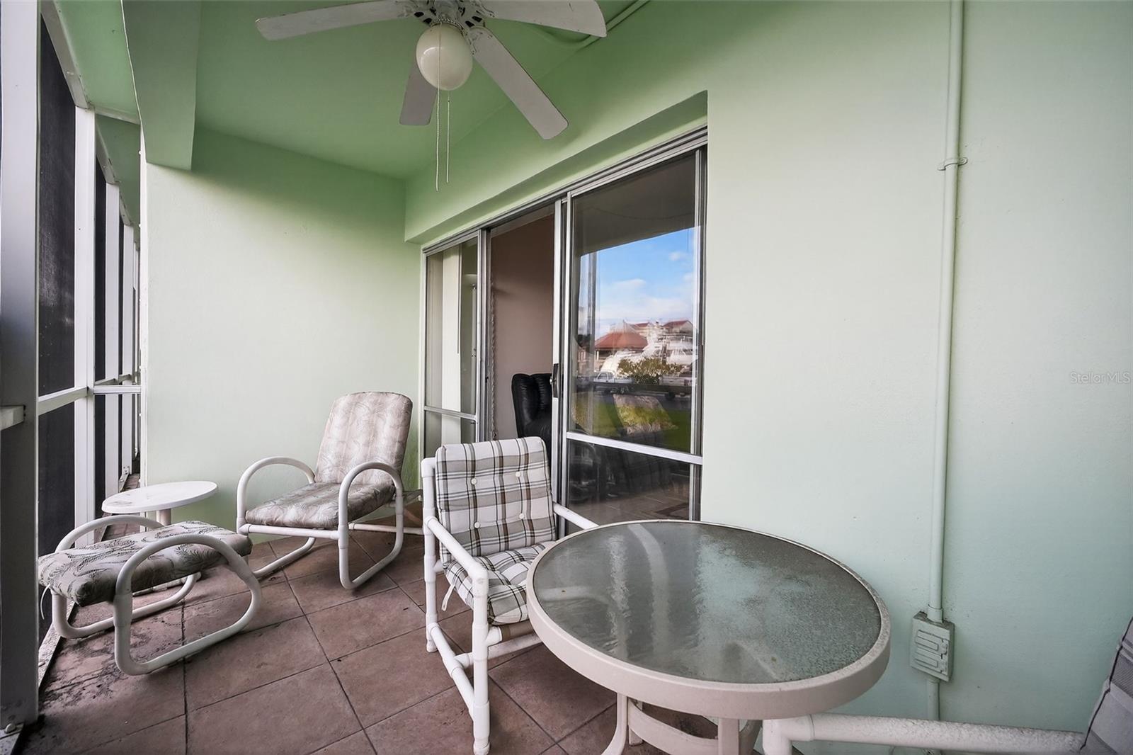 RIVER HOUSE - Residential