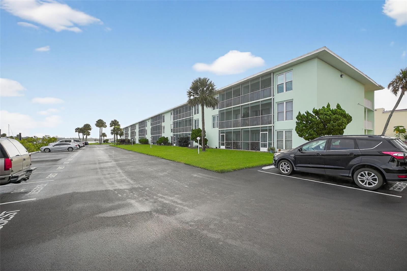 RIVER HOUSE - Residential