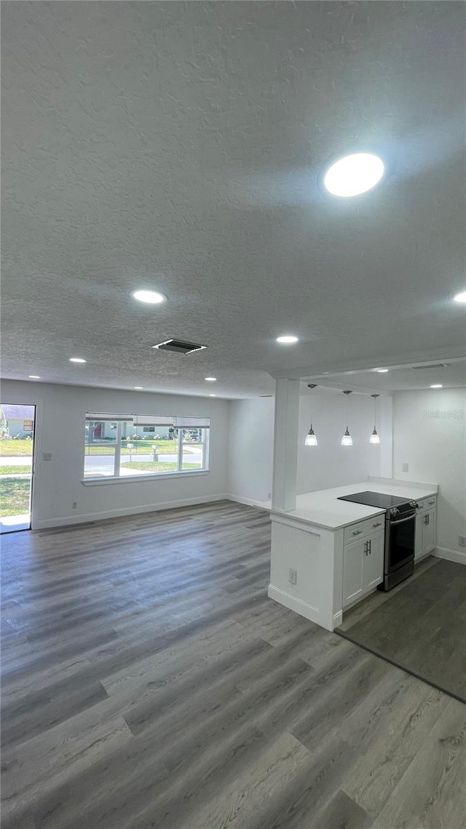 WINTER GARDEN SHORES REP - Residential