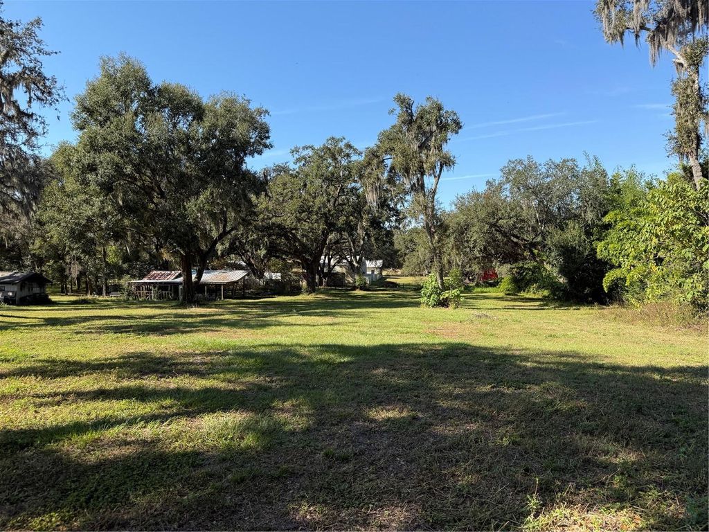 Photo of 6 Woody Lane, Dade City, FL 33525 (MLS # TB8450539)