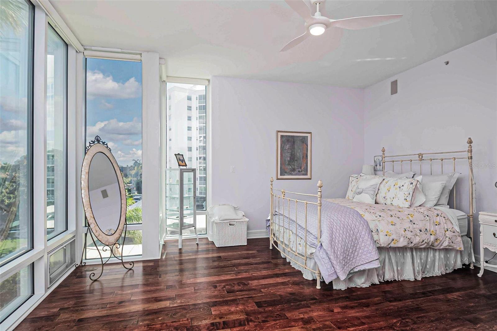 SARABANDE - Residential