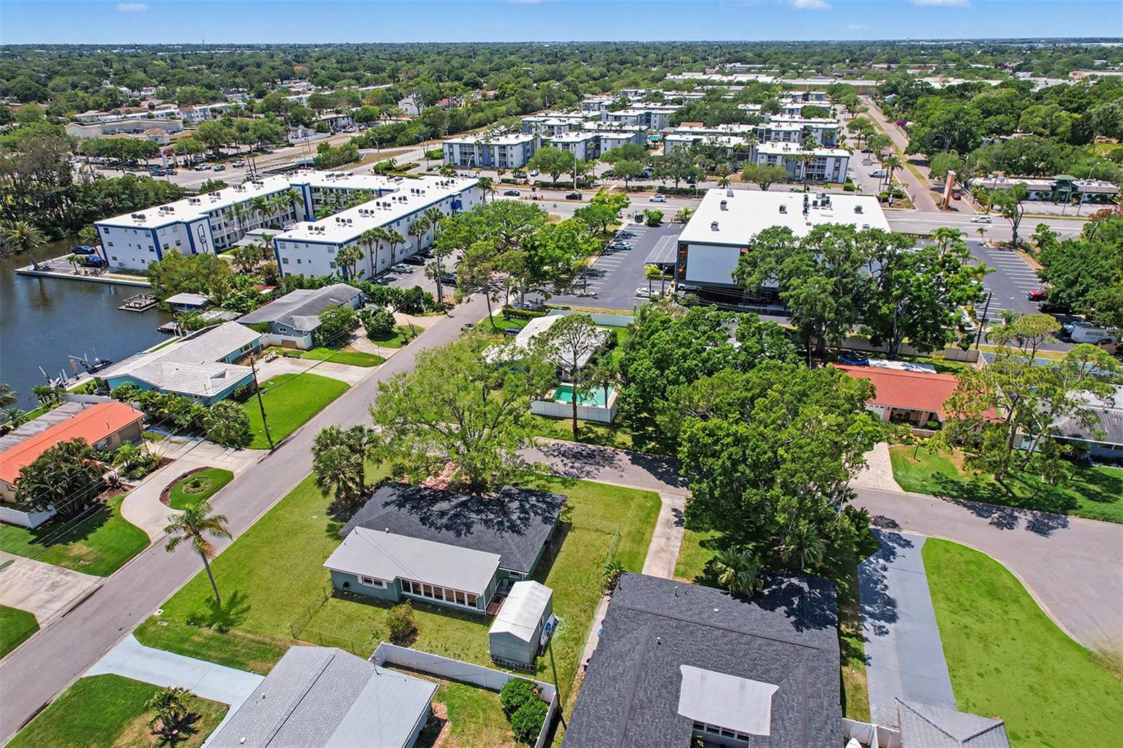 RIVIERA THE - Residential