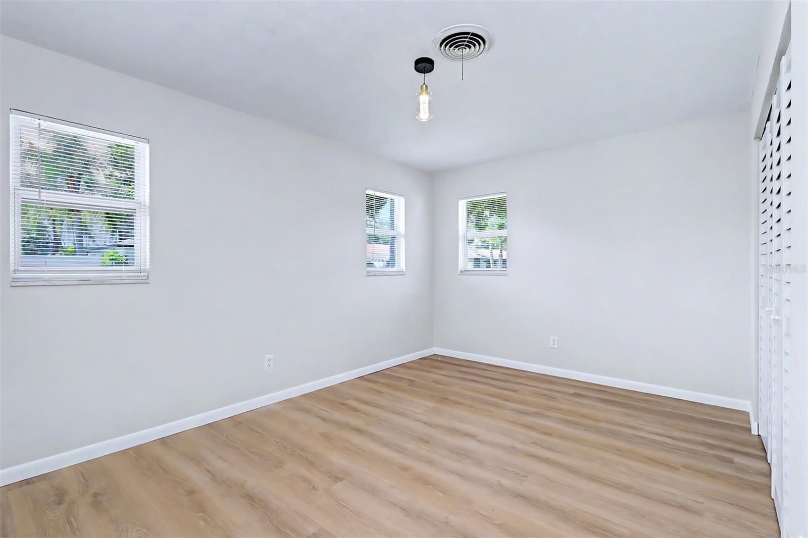 RIVIERA THE - Residential